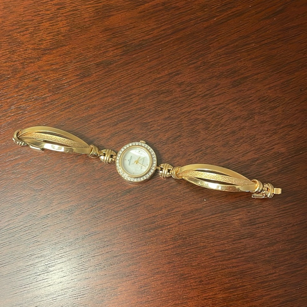 Watch Anne Klein